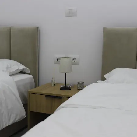 Séjour chez l'habitant Besa & *
